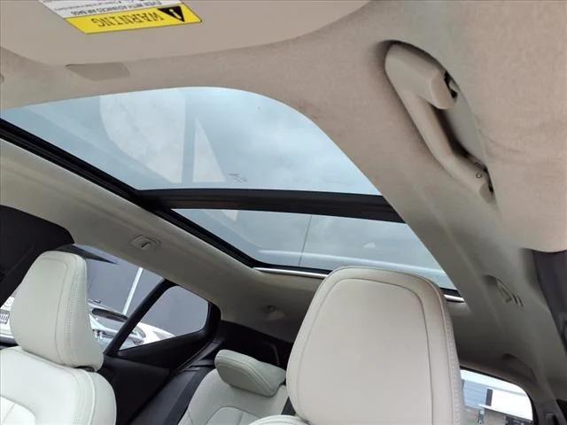 used 2021 Volvo XC40 car, priced at $28,399