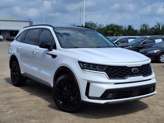 used 2021 Kia Sorento car, priced at $27,600