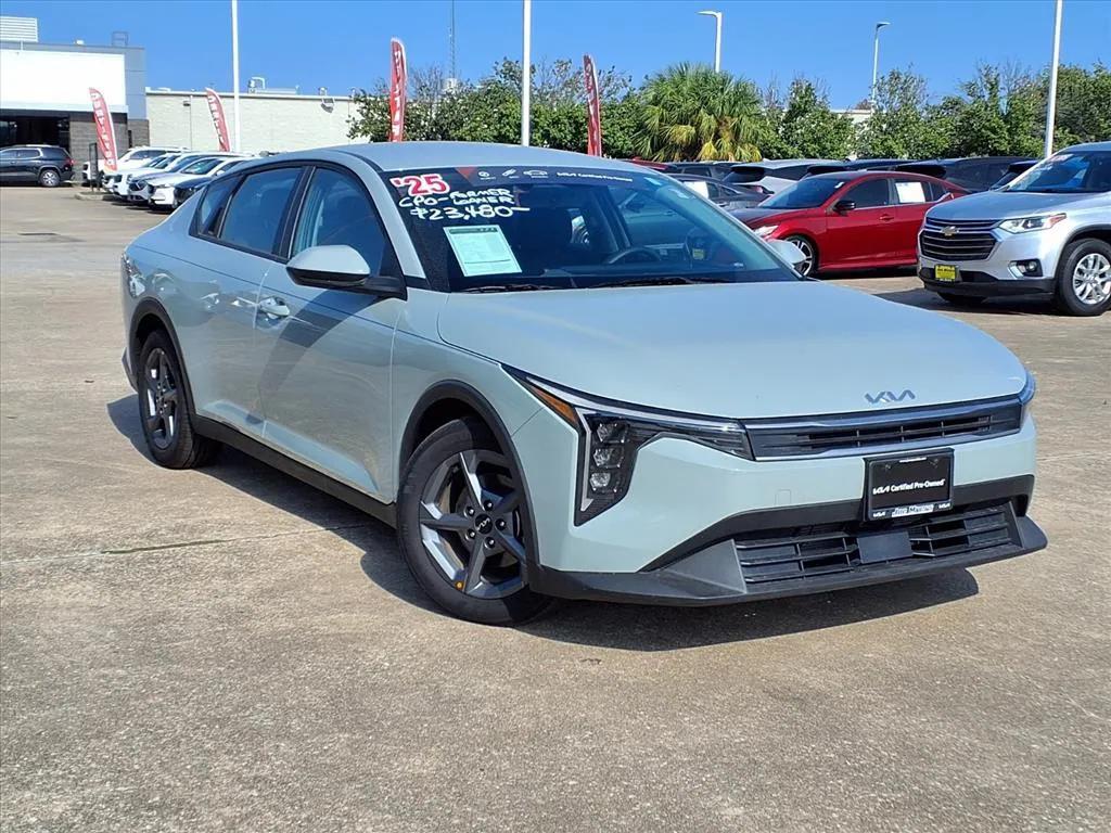 used 2025 Kia K4 car, priced at $23,700