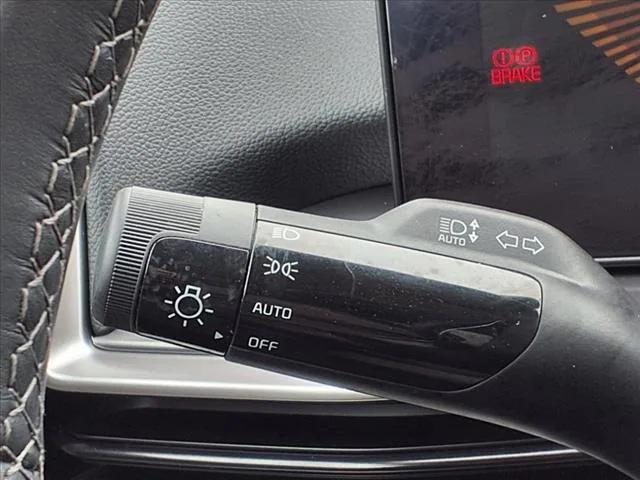 used 2024 Kia Sorento car, priced at $32,900