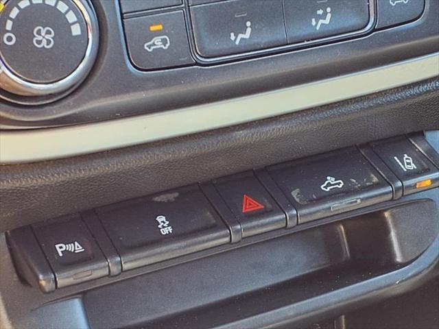 used 2022 Chevrolet Colorado car, priced at $15,900