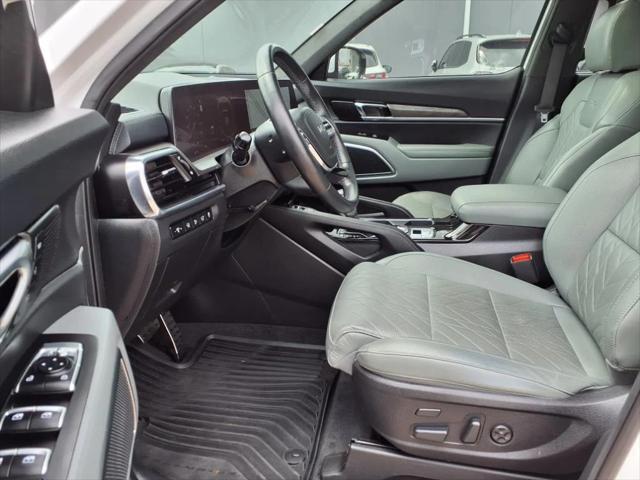 used 2024 Kia Telluride car, priced at $48,900