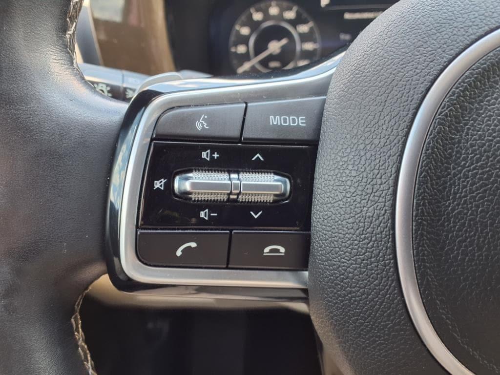 used 2022 Kia Sorento car, priced at $33,600