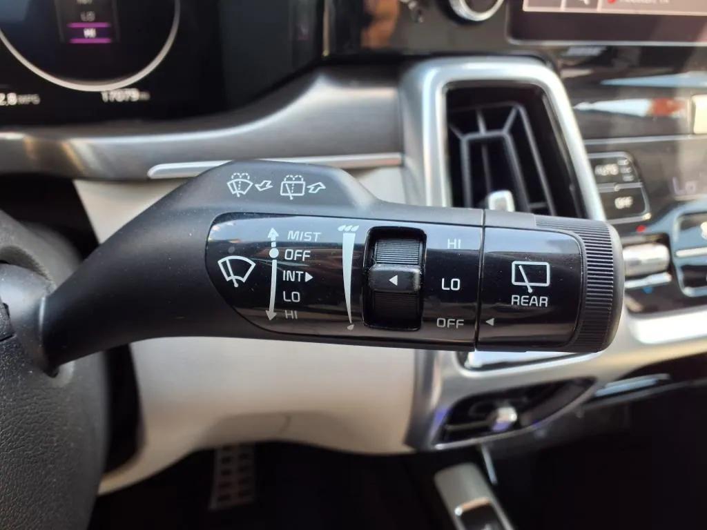 used 2022 Kia Sorento car, priced at $33,600