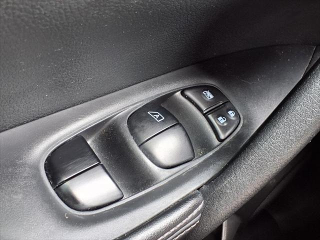 used 2019 Nissan Rogue car, priced at $16,885