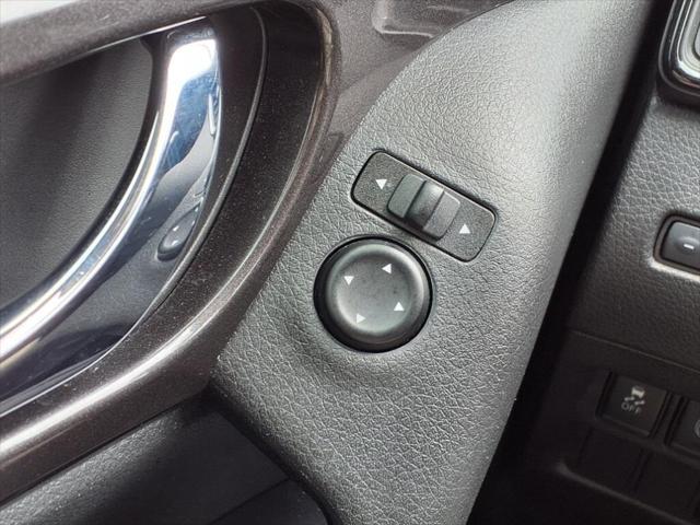used 2019 Nissan Rogue car, priced at $16,885