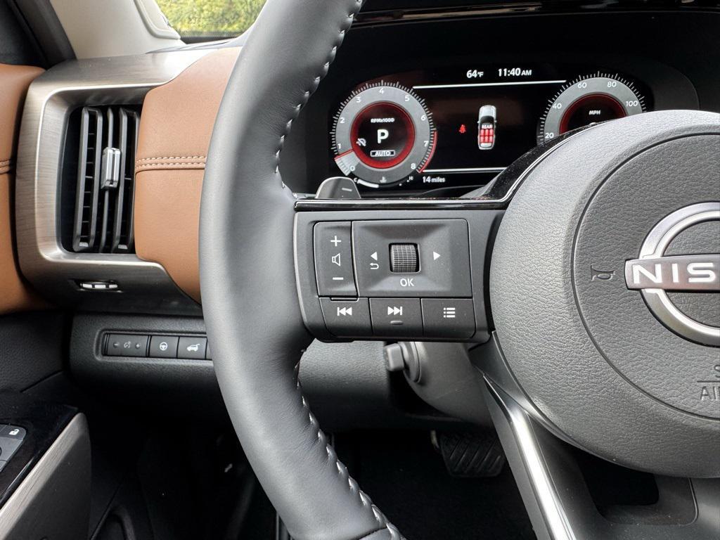 new 2025 Nissan Pathfinder car, priced at $45,959