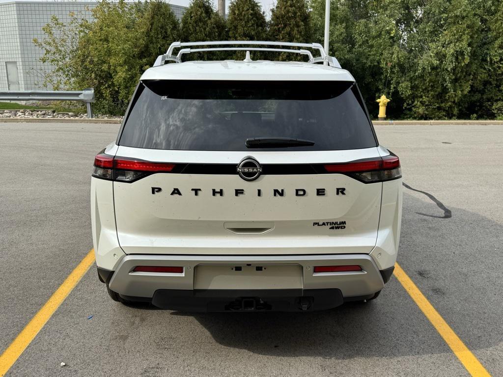 new 2025 Nissan Pathfinder car, priced at $45,959