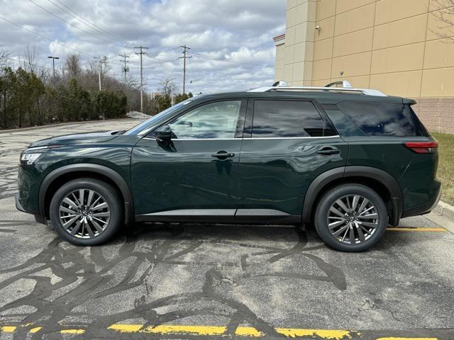 new 2024 Nissan Pathfinder car, priced at $44,913