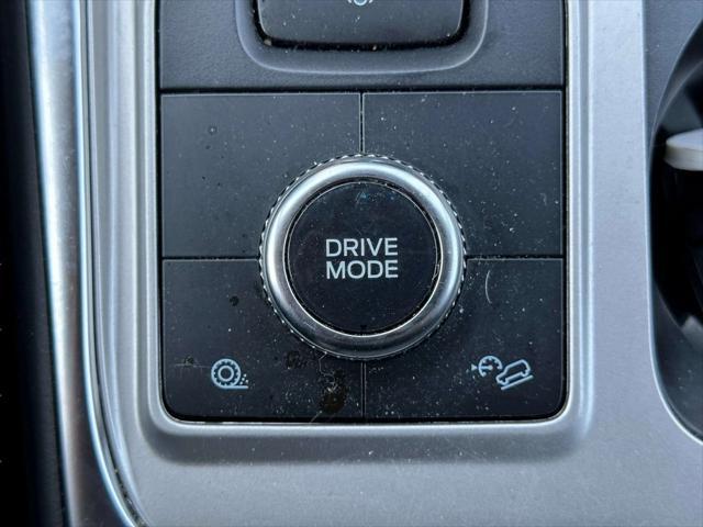 used 2022 Ford Explorer car, priced at $30,989