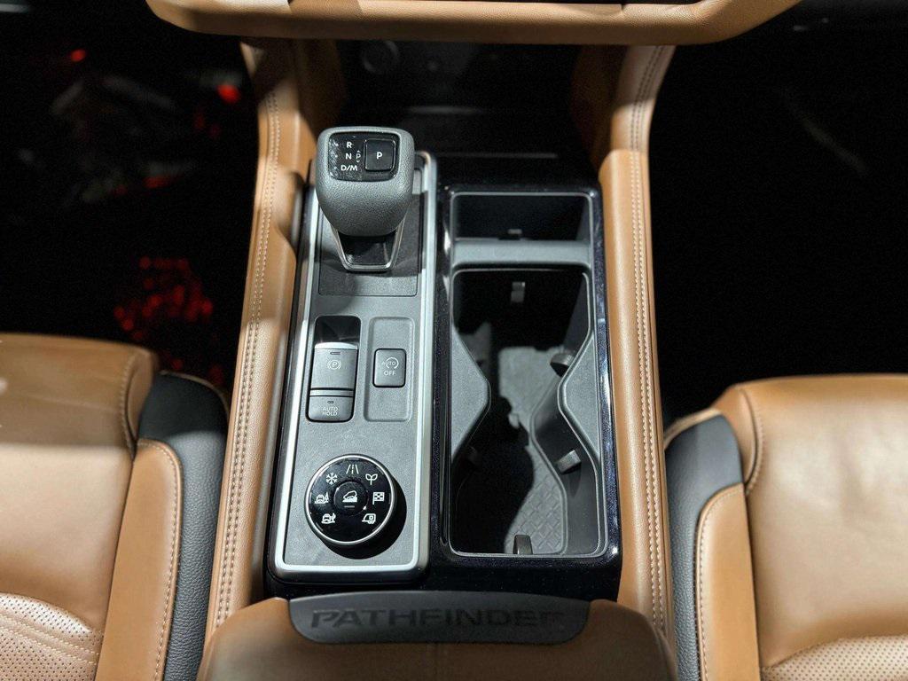 used 2024 Nissan Pathfinder car, priced at $39,997