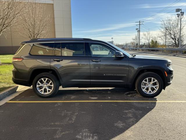 used 2021 Jeep Grand Cherokee L car, priced at $32,159