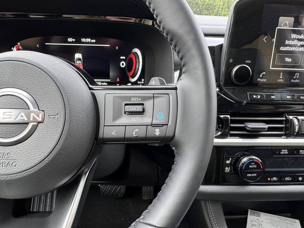 new 2025 Nissan Pathfinder car, priced at $49,495