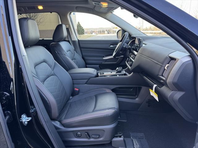 new 2025 Nissan Pathfinder car, priced at $52,397