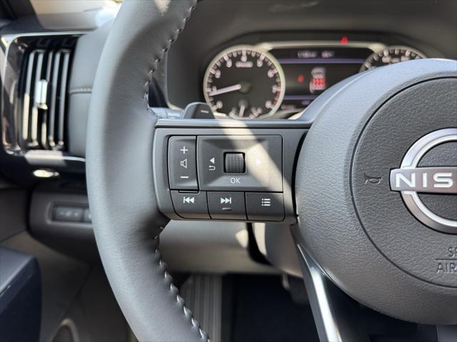 new 2025 Nissan Pathfinder car, priced at $41,586