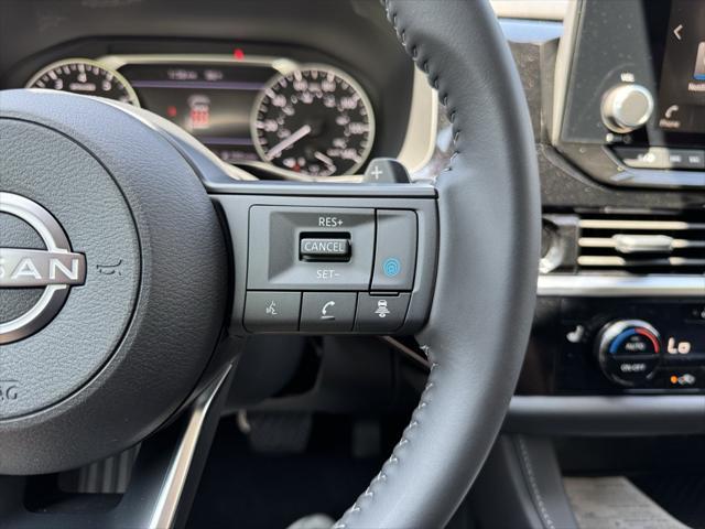 new 2025 Nissan Pathfinder car, priced at $41,586