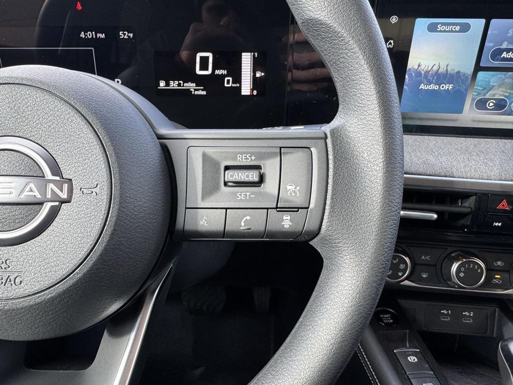 new 2025 Nissan Kicks car, priced at $26,168