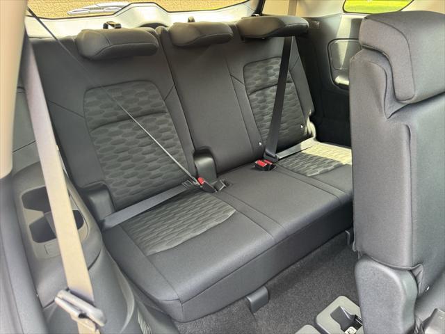 new 2025 Nissan Pathfinder car, priced at $38,428