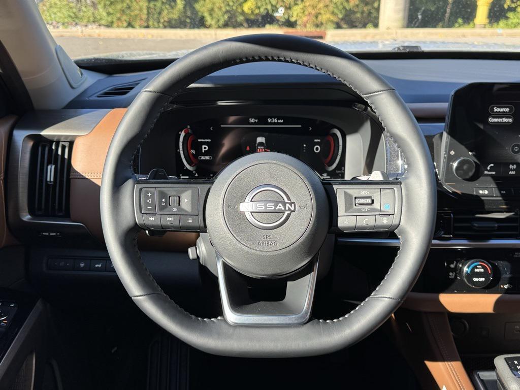 new 2025 Nissan Pathfinder car, priced at $46,051