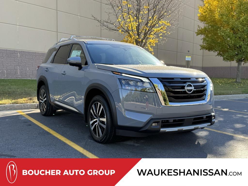 new 2025 Nissan Pathfinder car, priced at $46,051