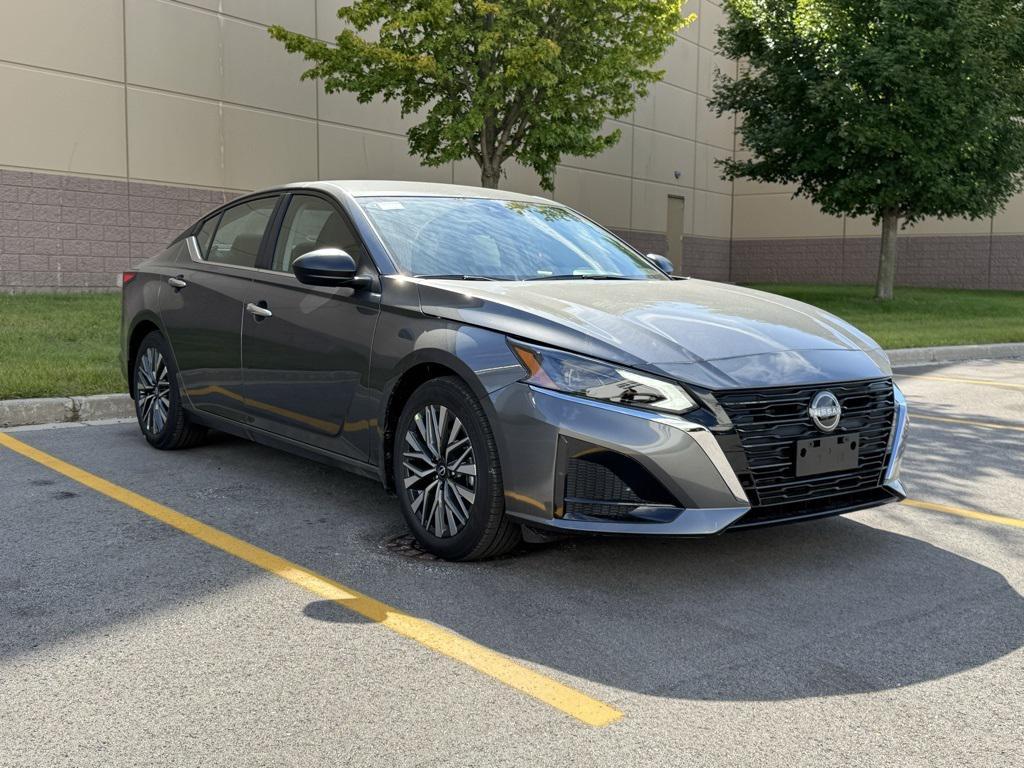 new 2025 Nissan Altima car, priced at $27,724