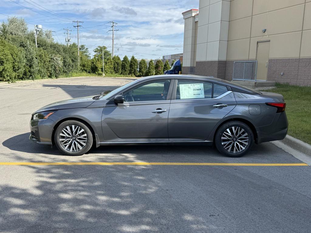 new 2025 Nissan Altima car, priced at $27,724