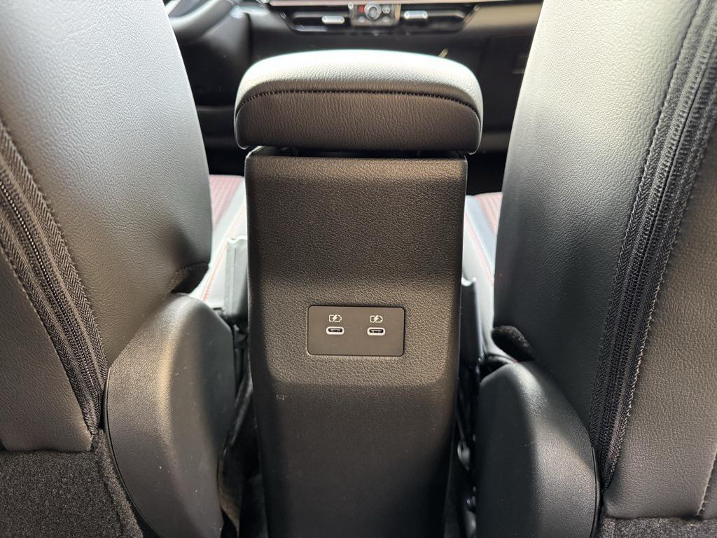 new 2025 Nissan Kicks car, priced at $26,986