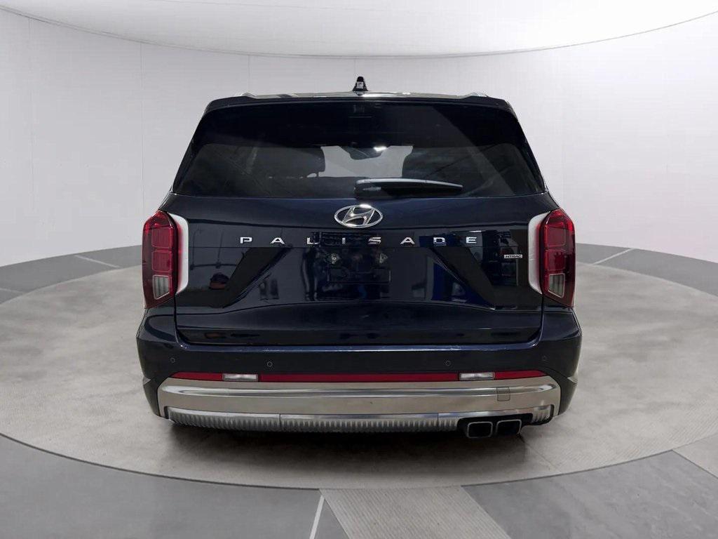 used 2024 Hyundai Palisade car, priced at $37,982