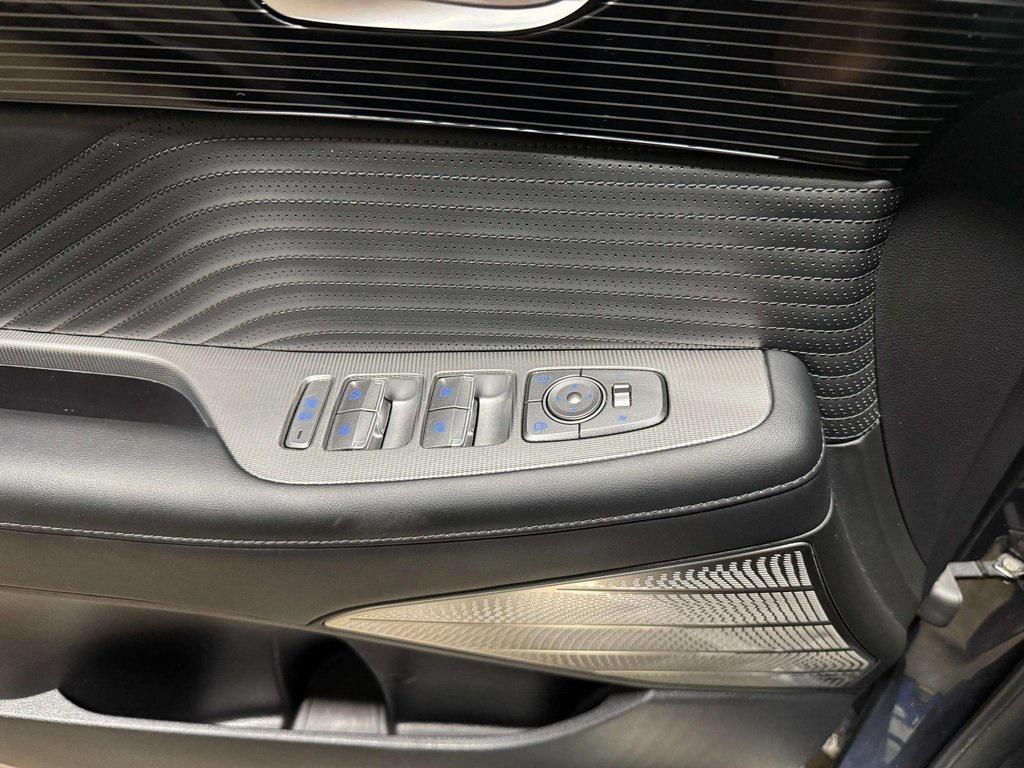 used 2024 Hyundai Palisade car, priced at $37,982