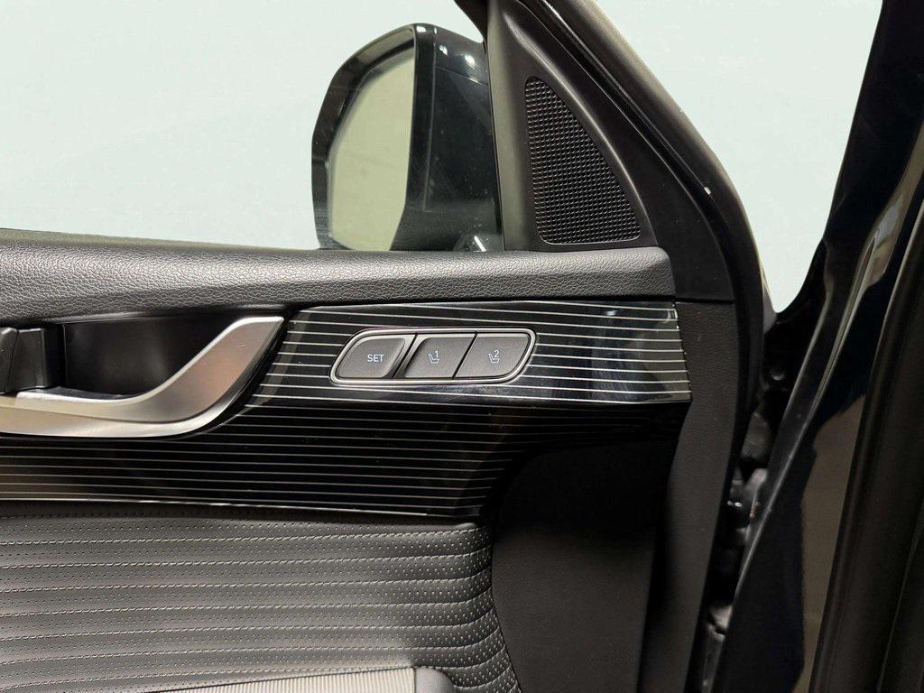 used 2024 Hyundai Palisade car, priced at $37,982