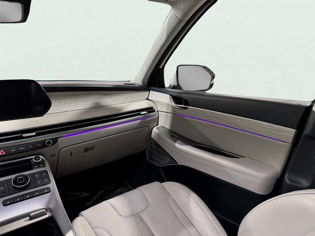 used 2024 Hyundai Palisade car, priced at $37,983