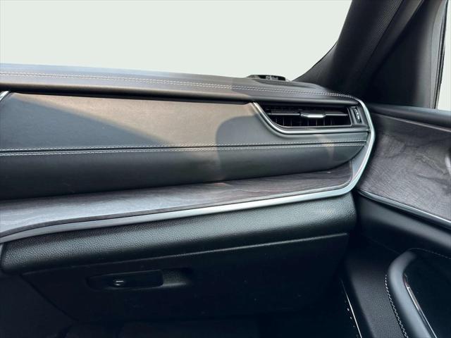 used 2022 Jeep Grand Cherokee L car, priced at $38,297