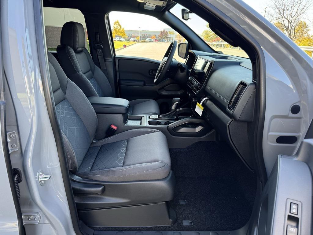 new 2026 Nissan Frontier car, priced at $40,292