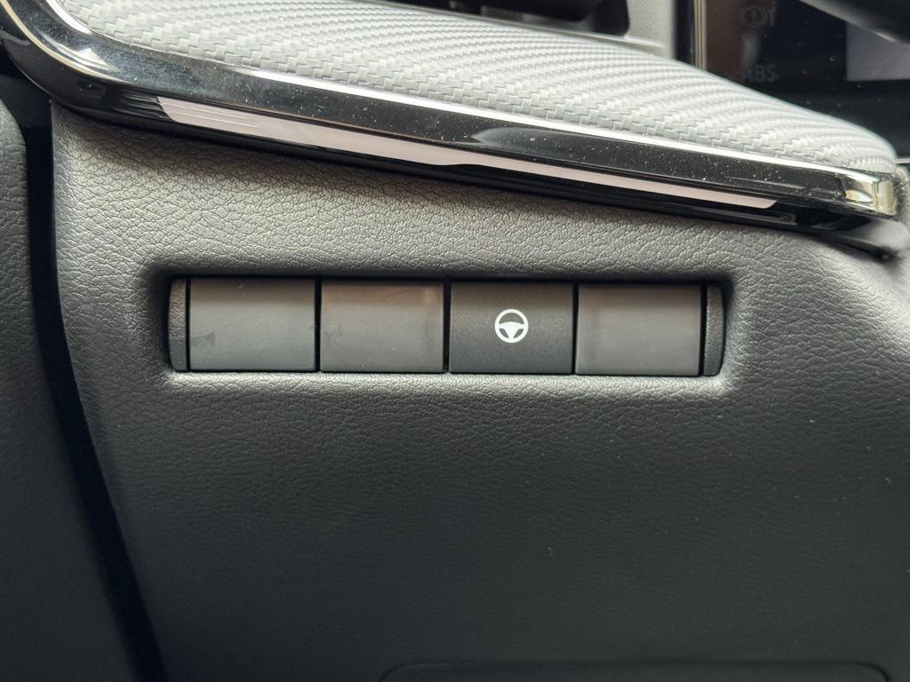 new 2025 Nissan Kicks car, priced at $25,944