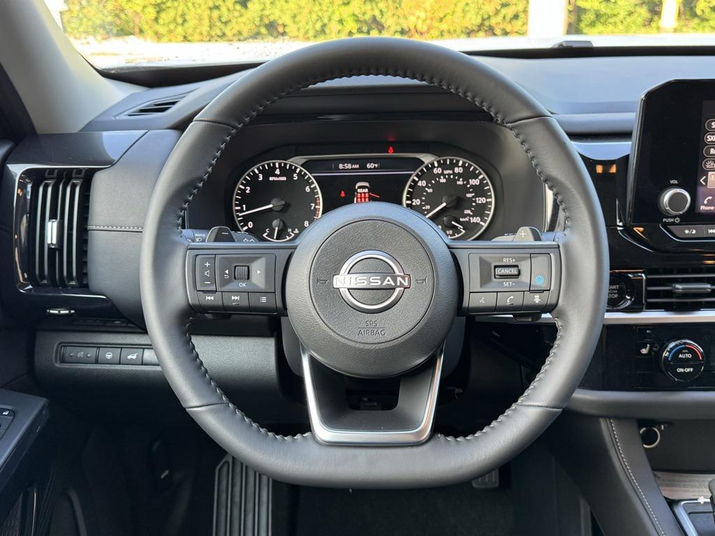 new 2025 Nissan Pathfinder car, priced at $35,876