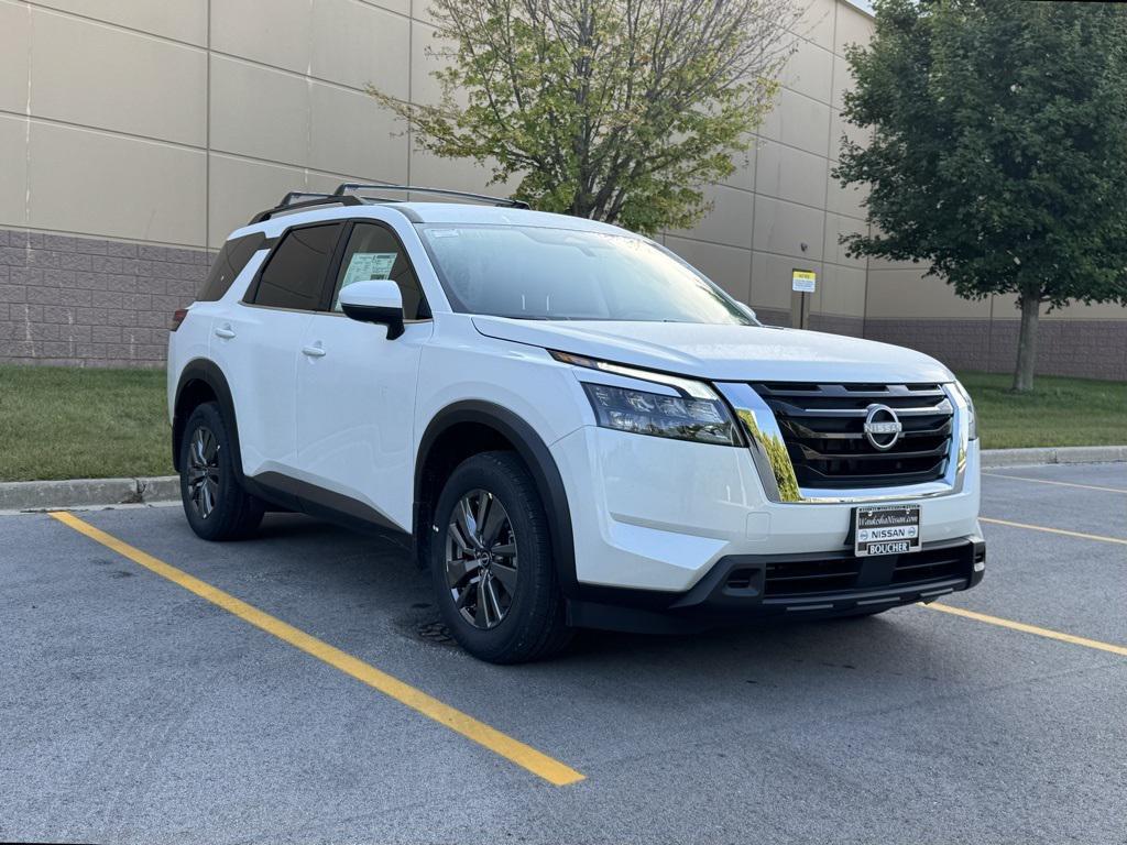 new 2025 Nissan Pathfinder car, priced at $35,876