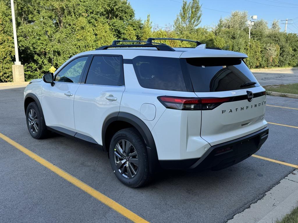 new 2025 Nissan Pathfinder car, priced at $35,876