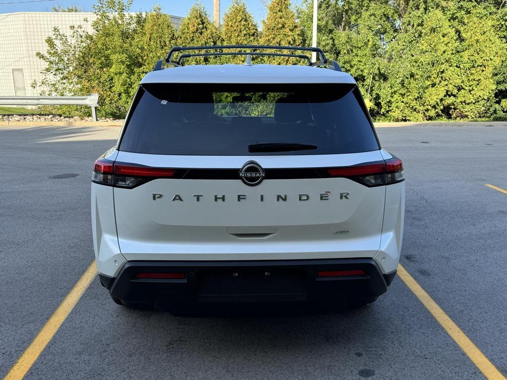 new 2025 Nissan Pathfinder car, priced at $35,876