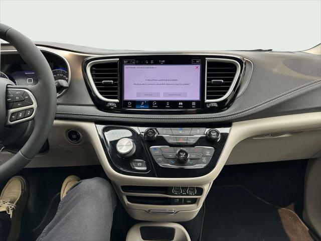 used 2022 Chrysler Pacifica car, priced at $28,643