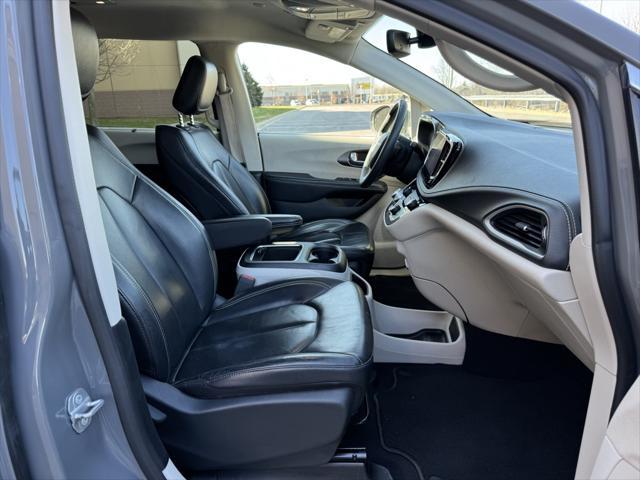 used 2022 Chrysler Pacifica car, priced at $29,960