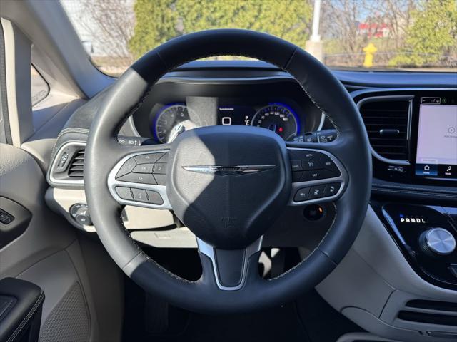 used 2022 Chrysler Pacifica car, priced at $29,960