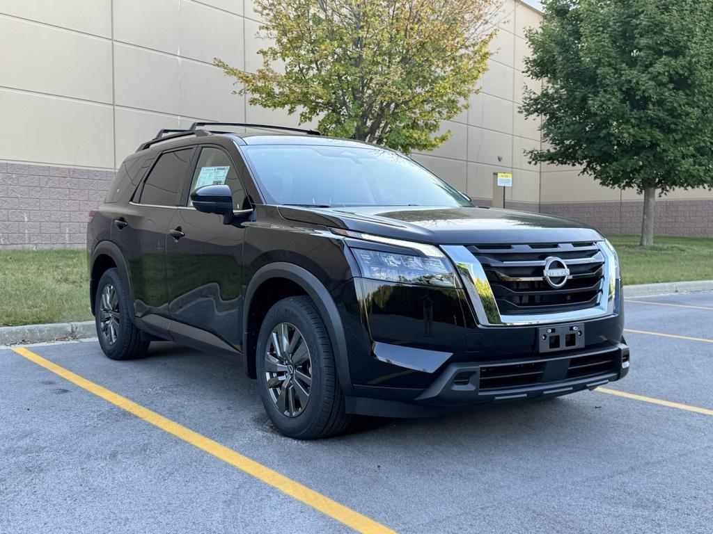 new 2025 Nissan Pathfinder car, priced at $35,370
