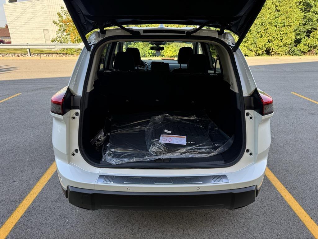 new 2026 Nissan Rogue car, priced at $31,301