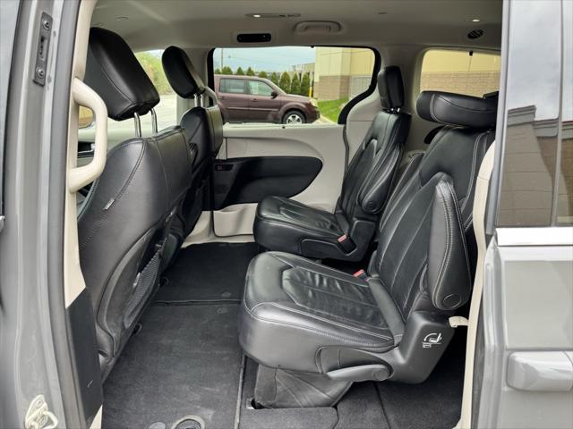 used 2022 Chrysler Pacifica car, priced at $29,831