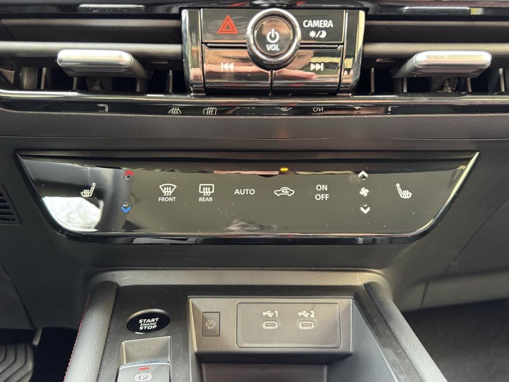 new 2026 Nissan Kicks car, priced at $30,257