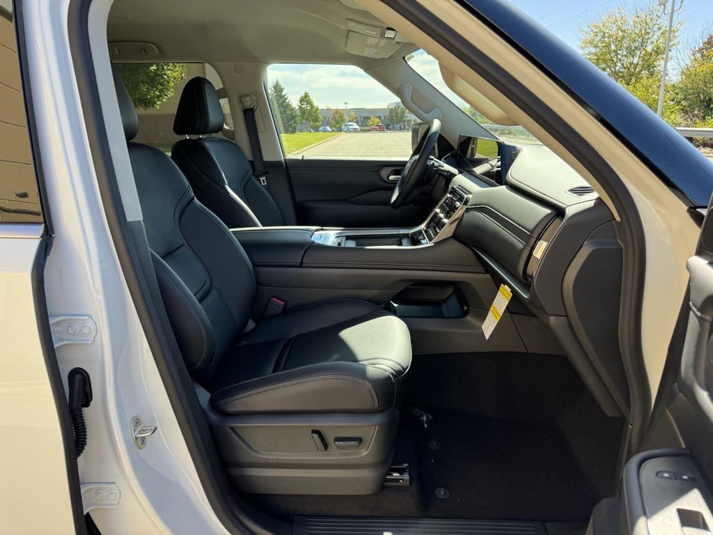 new 2026 Nissan Armada car, priced at $61,981