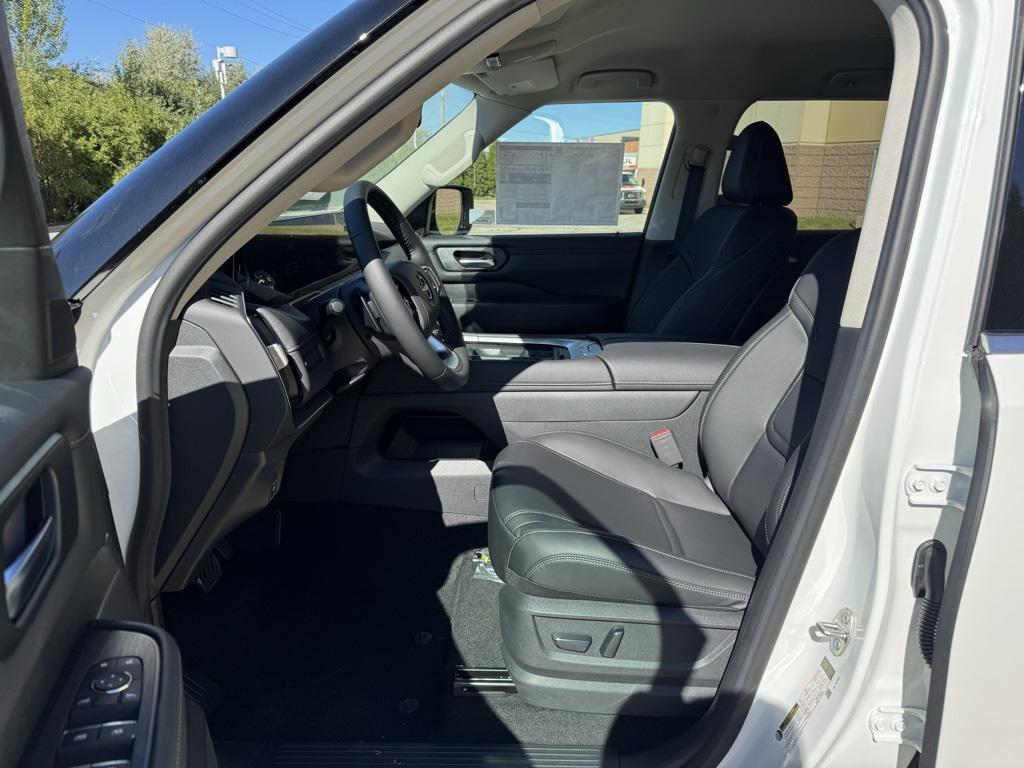 new 2026 Nissan Armada car, priced at $61,981