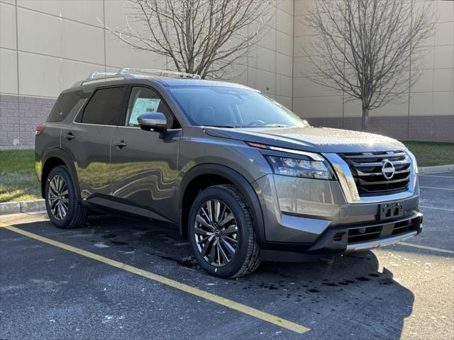 new 2025 Nissan Pathfinder car, priced at $45,558