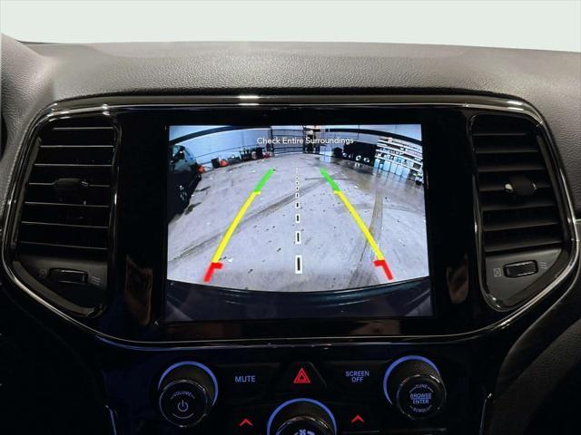 used 2021 Jeep Grand Cherokee car, priced at $31,997