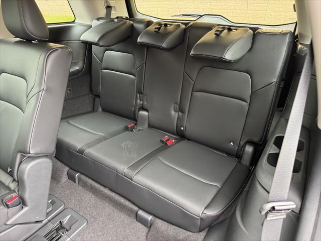 new 2025 Nissan Pathfinder car, priced at $45,005
